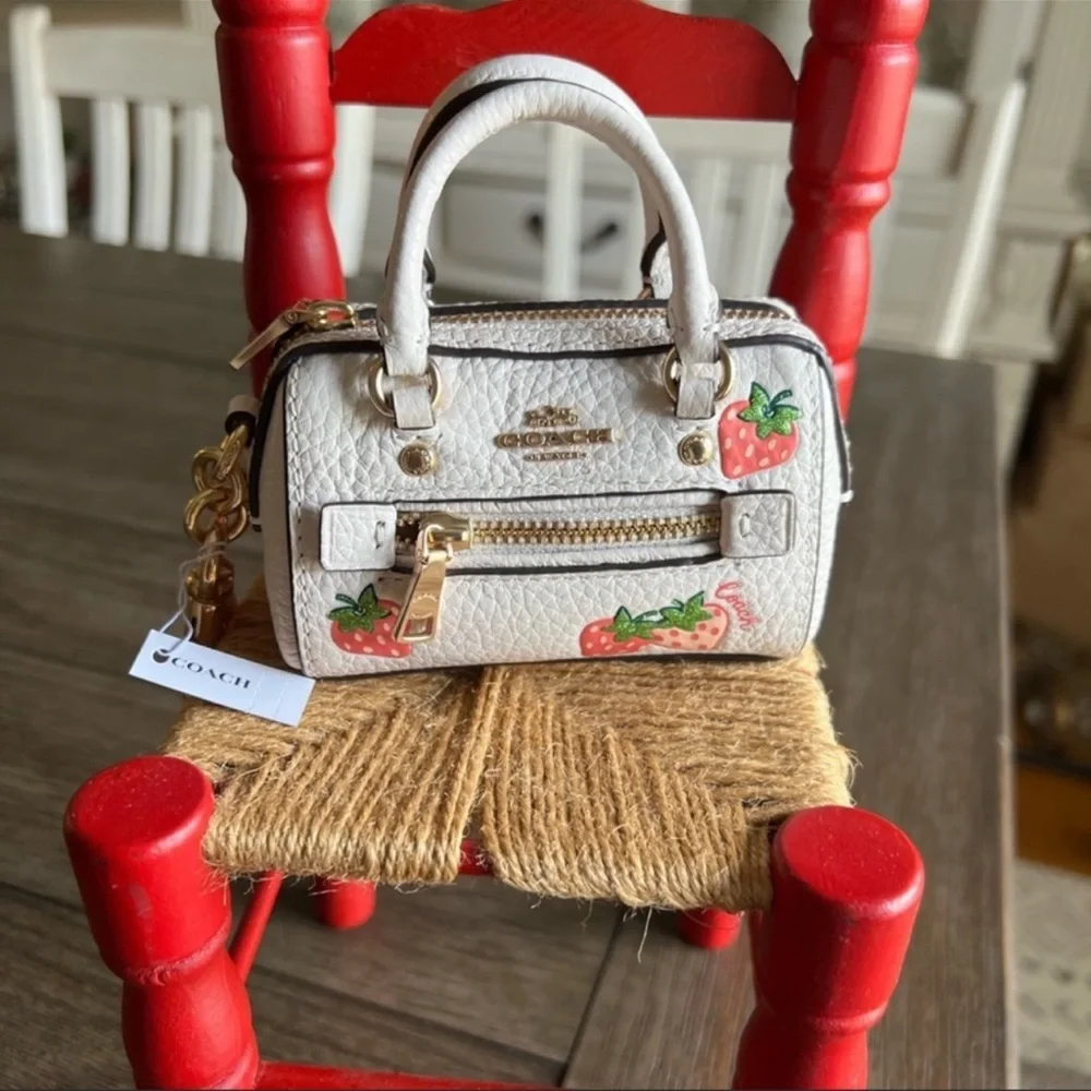 🍓COACH🍓MINI🍓CHARM🍓 - Picture 5 of 16